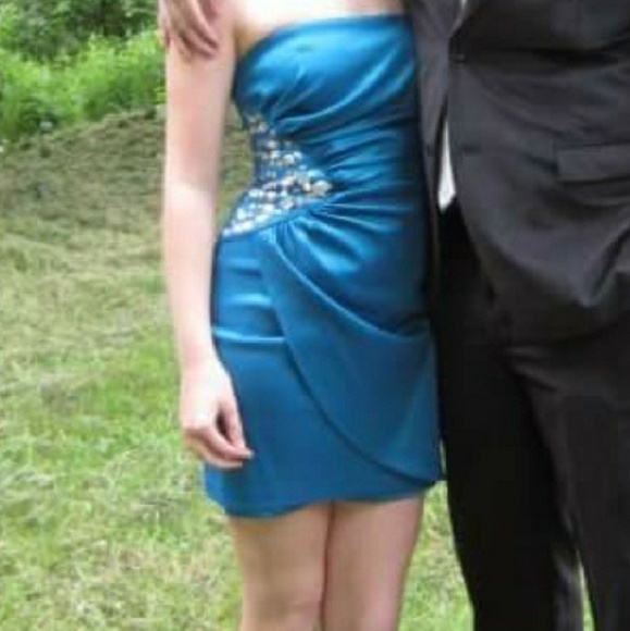 Bejeweled Turquoise Dress - Picture 2 of 8